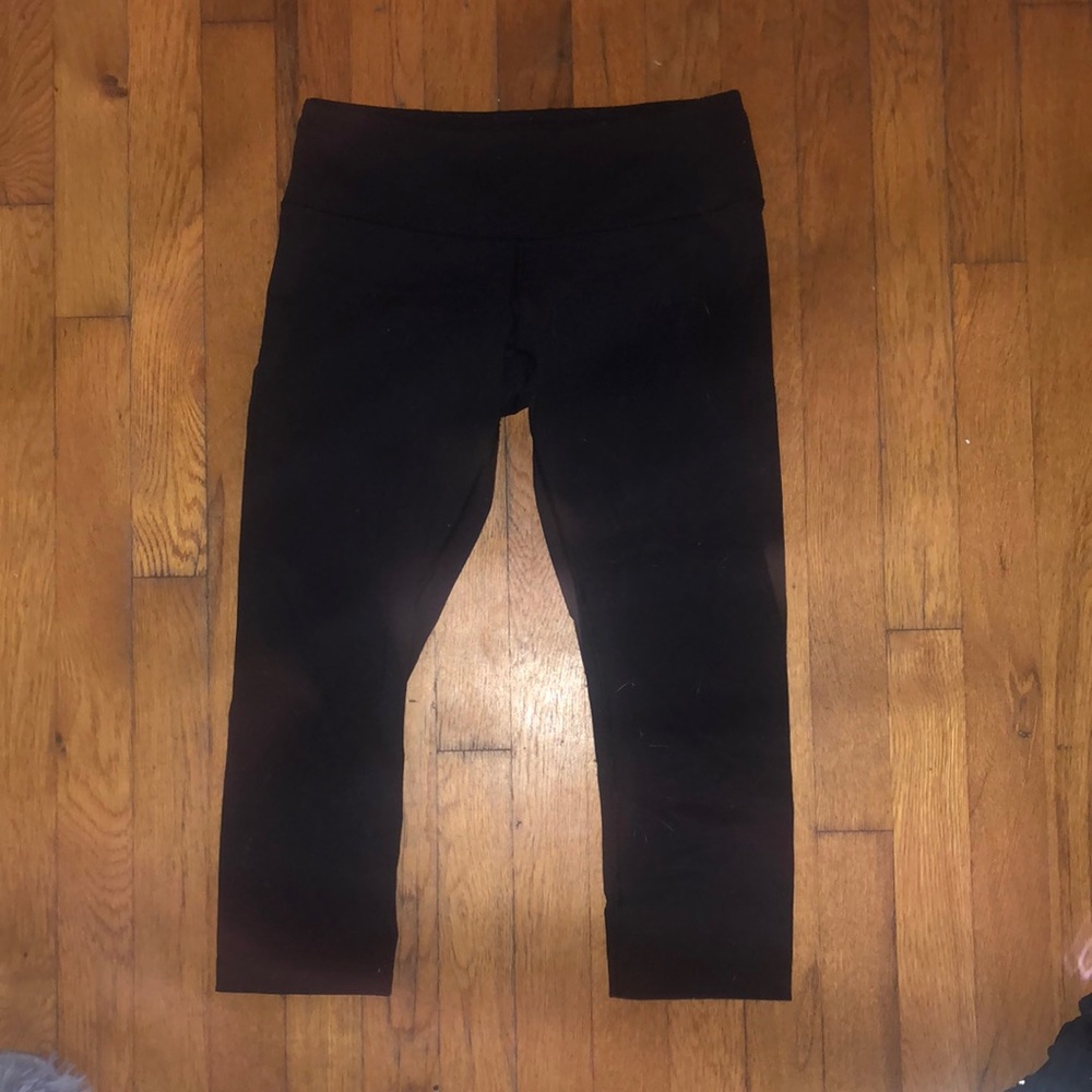 Lululemon cropped leggings